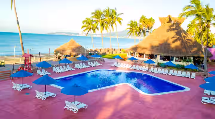 Royal Decameron
